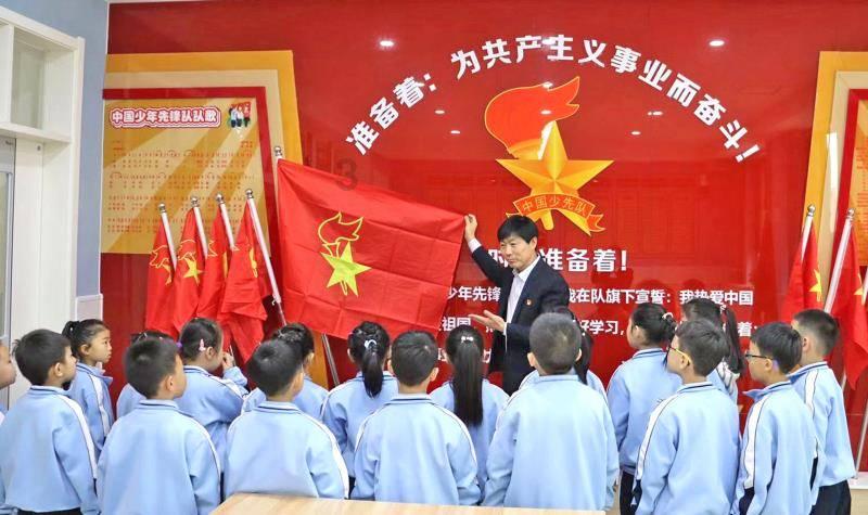 逃离上升的热气球