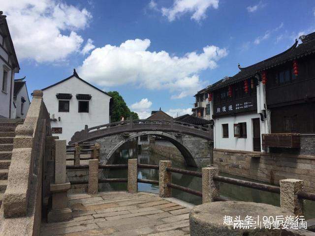 神龙现身,来豫园叠龙年好运Buff